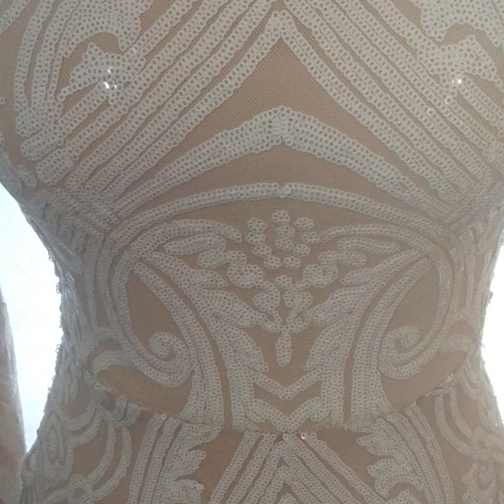 Formal Dress - Picture 4 of 5